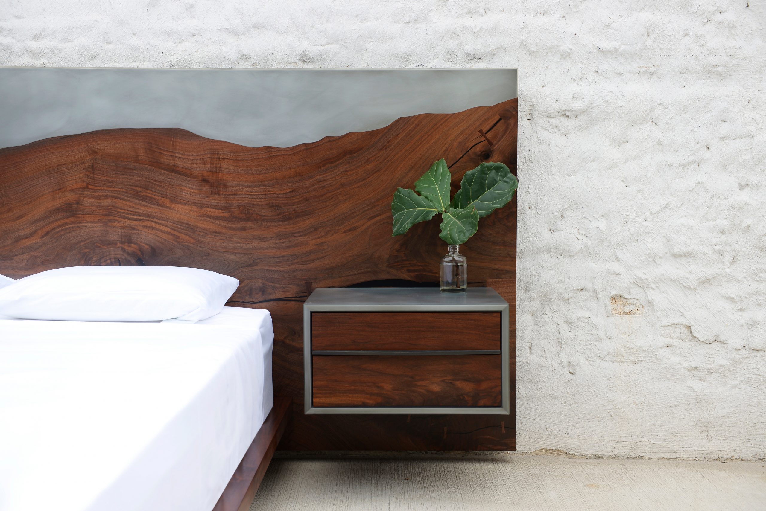 Floating Tompkins End Table Wud Furniture